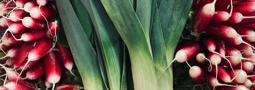 LES ASPERGES ,POIREAUX ET LES CRUDITES