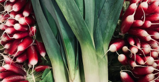 LES ASPERGES ,POIREAUX ET LES CRUDITES