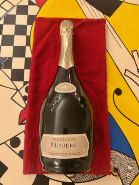   champagne vielle reserve MINERE